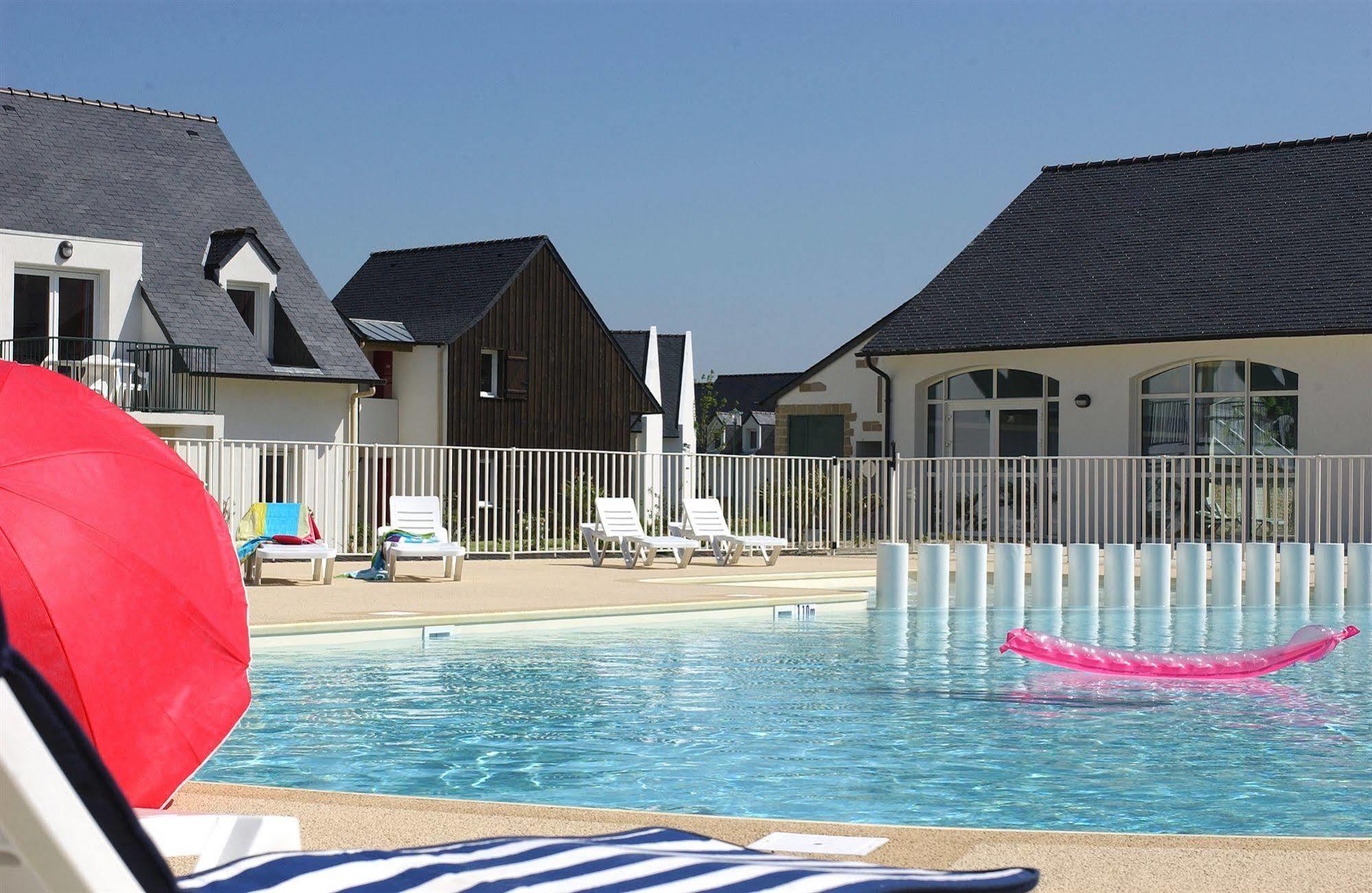 Residence Nemea Les Roches Сен-Поль-де-Леон Экстерьер фото