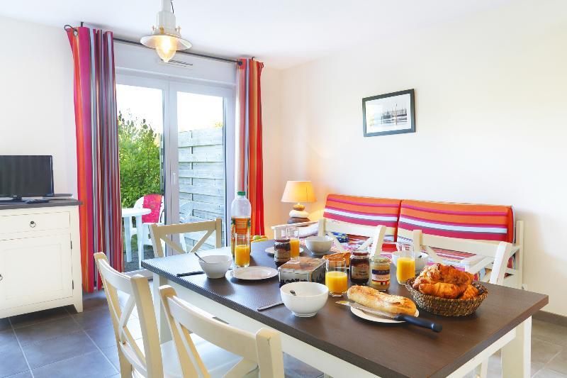 Residence Nemea Les Roches Сен-Поль-де-Леон Экстерьер фото
